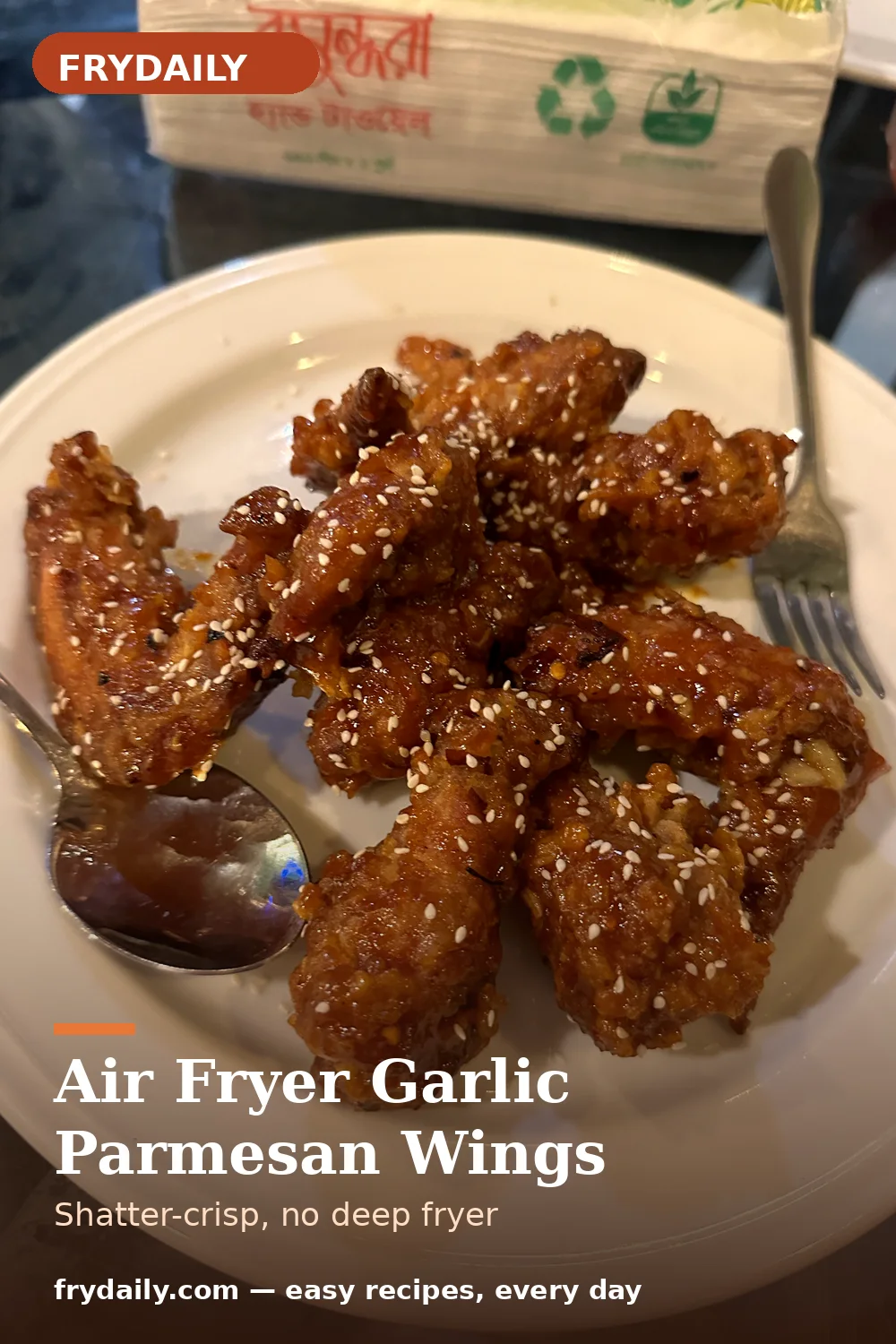 Pinterest pin: Air Fryer Garlic Parmesan Wings recipe from FryDaily